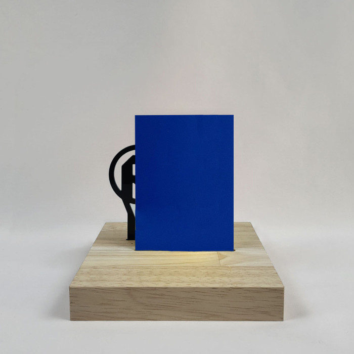 PVC expansé bleu foncé 8 mm vue de face